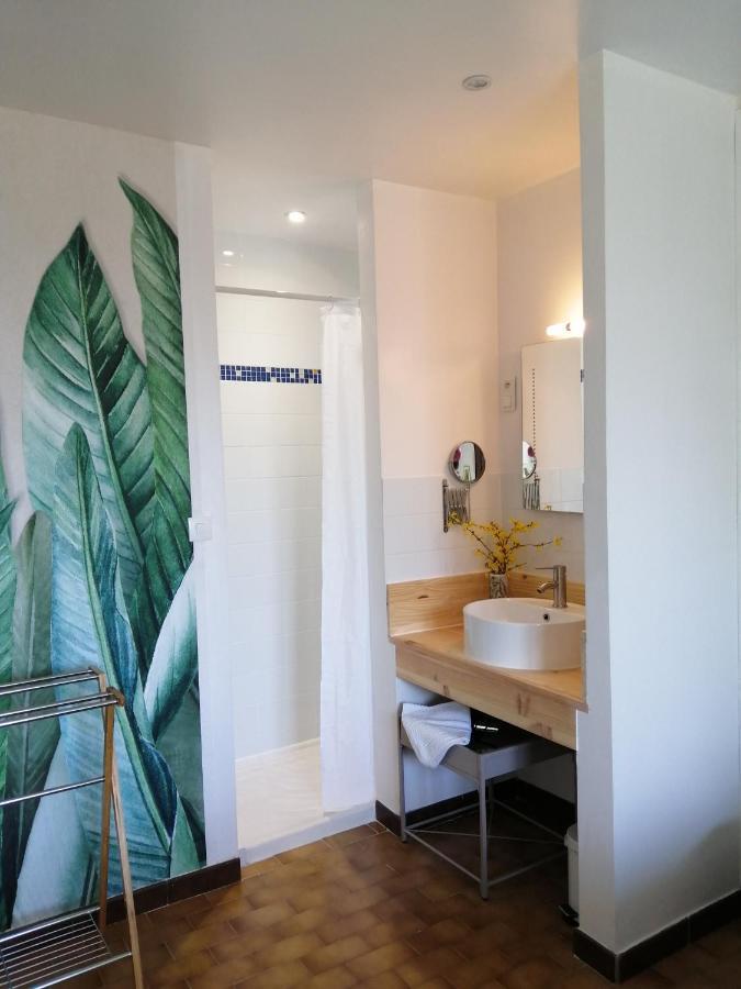 Alabrena Bed & Breakfast Feneyrols Екстериор снимка